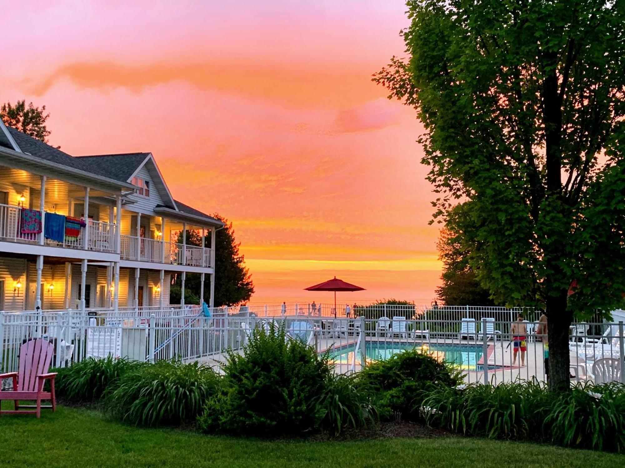 Bay Breeze Resort Ephraim Exteriér fotografie